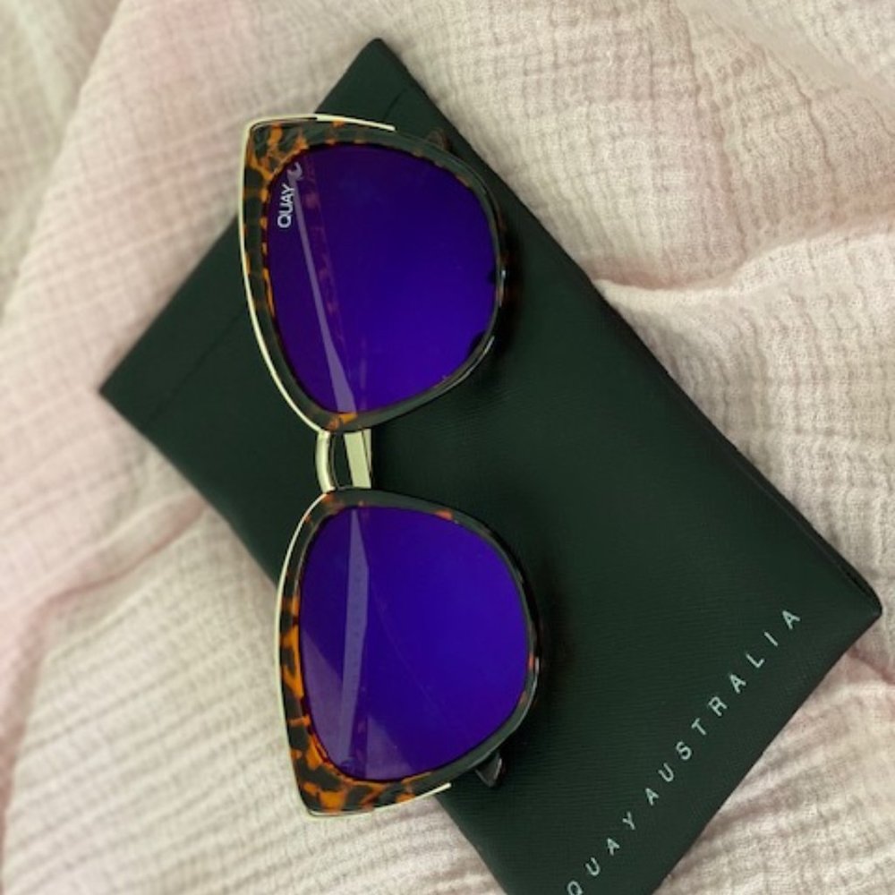 Quay 'Honey' Cat Eye Sunglasses